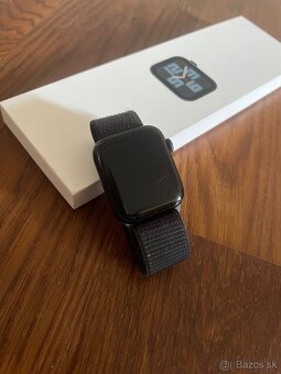 Apple Watch SE (gen 2) 44mm - 2