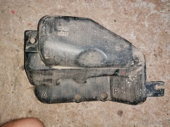 Nádržka Fiat Ritmo - 2