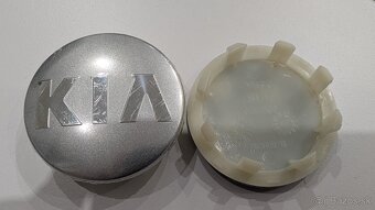 Stredové krytky Kia 58mm - 2