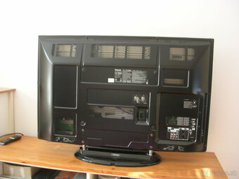 Plazma TV Panasonic TX-P42S20E - 2