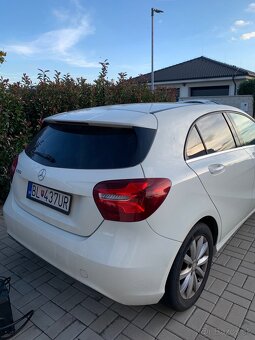 Mercedes-Benz A 180 sedan - 2