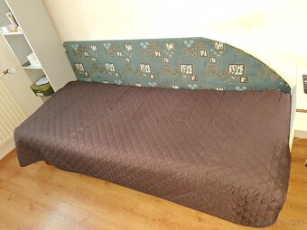 Postel s uloznym priestorom - 2