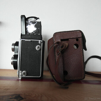 Starý fotoaparát Flexaret next - 2