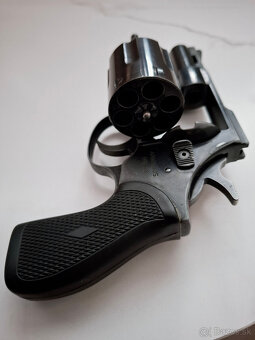 Predám revolver ARMINIUS HW38 - 2
