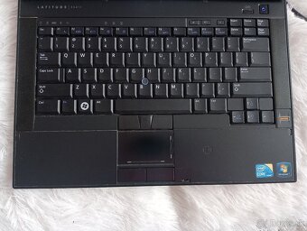 rozpredám na diely funkčný notebook Dell latitude e6410 - 2