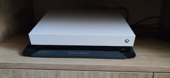 Xbox one x - 2