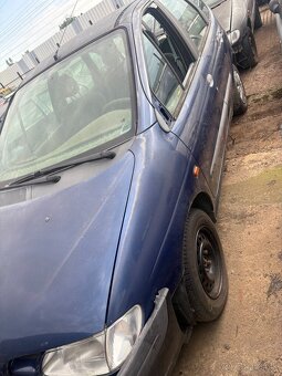 Renault Megane Scenic - 2