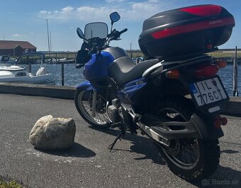 Suzuki XF 650 freewind - 2