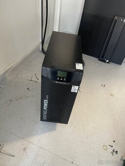 Záložný systém vhodný pre fotovoltaiku, serverovne. - 2