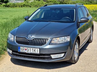 Škoda Octavia Combi 2.0 TDI Style DSG - 2