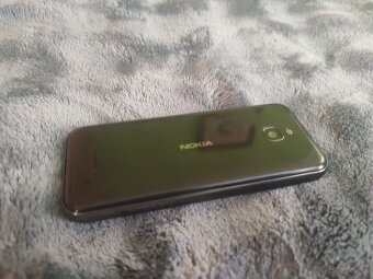 Predám Nokia 800 4G - 2