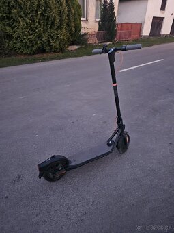 Ninebot Segway Kickscooter F30E - 2