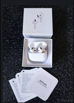 AirPods 4 - 2