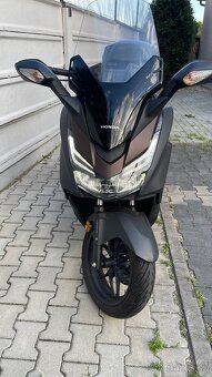 Predám skúter Honda Forza 125 - 2