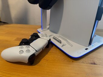 PlayStation 5 Slim - 2