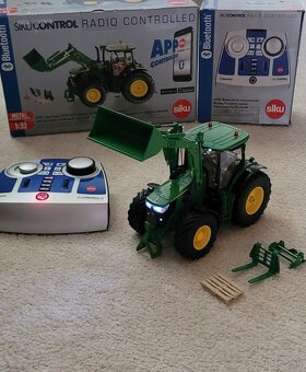 RC traktor Siku Control John Deere7310R - 2