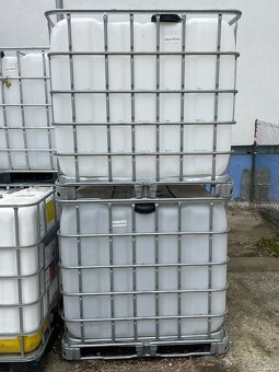 Nádrž 1000l IBC kontajner - 2