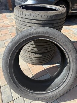 Letné pneu Goodyear Eagle F1 235/45 R18 - 2