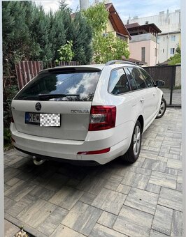 Skoda Octavia Combi 2.0 TDi Ambition - 2