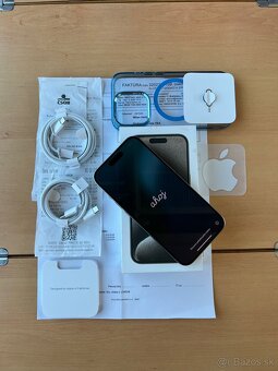 iPhone 15 PRO NATURAL TITANIUM V ZÁRUKE + PRÍSLUŠENSTVO - 2