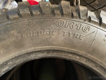 235/70 r16 - 2