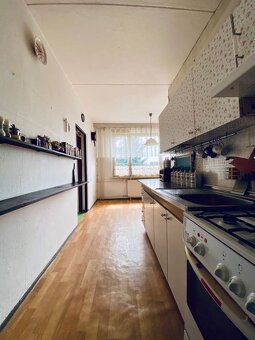 Na predaj  4 izbový byt vo vyhľadávanej obci Očová - 2