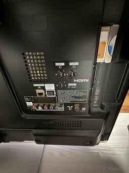 Panasonic televízor - 2