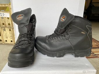 Predám Turisticka/ trekkingova obuv/ topánky BENT - 2