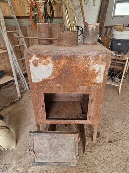 Predám starú krbovú vložku - 2