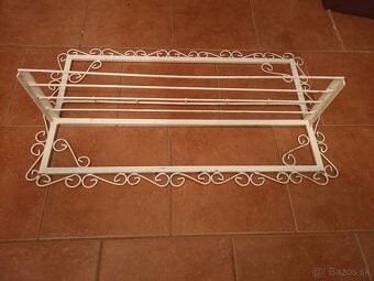 Kovová polica/vešiak vintage - 2