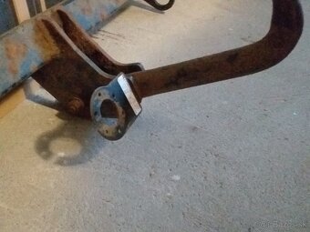 predam tazne zariadenie pajero IV - 2