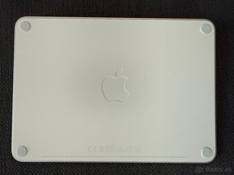 Apple Magic Trackpad 2 – strieborný - 2