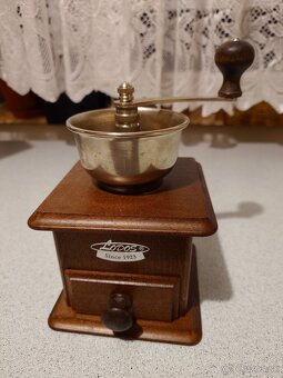 Lodos rucny mlyncek na kavu - 2
