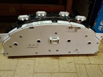 Volvo S60,S80,V70,XC70 budiky P2 - 2