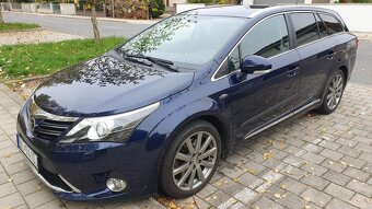 Toyota Avensis Combi 2012 Automatic - 2