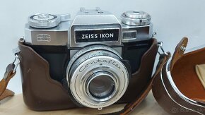 Predám starý funkčný fotoaparát ZEISS Ikon Contaflex 65 € - 2