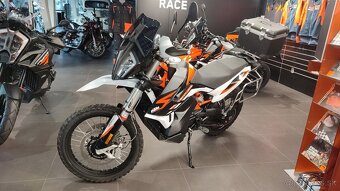KTM 890 adventure R - 2