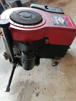Motor briggs & stratton - 2
