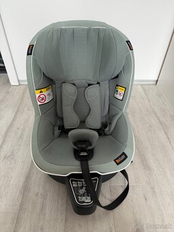 Detská autosedačka BeSafe Izi Turn iSize - 2
