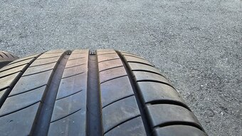215/55R18 - 2