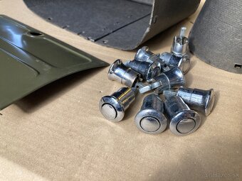 Uaz 452 odkladacia schránka so zámkom - 2