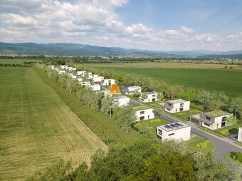 Stavebný pozemok Sliač – 636 m², blízko Zvolen a Banská Byst - 2