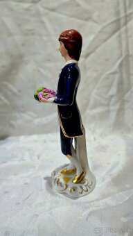 Royal Dux Bohemia – porcelánová soška mladíka (25 cm) - 2