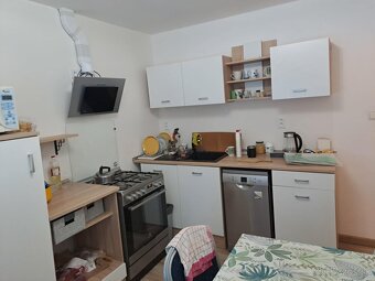 3-izbový zrekonštruovaný byt - 2