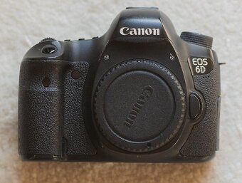 Canon EOS 6 D + ; BATERY GRIP + 32 GB karta - 2