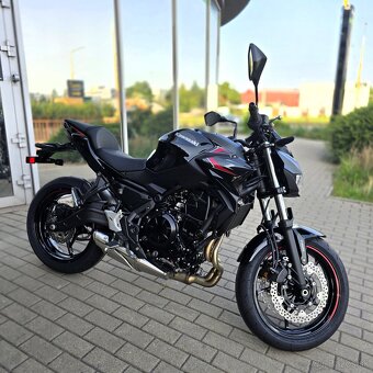 Kawasaki Z650 matte dark gray 2025 50kw aj 35kw. - 2