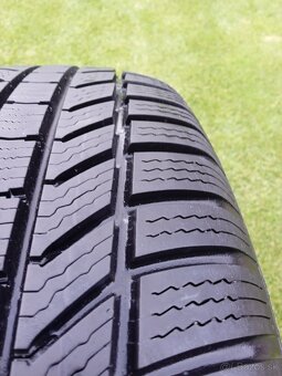 215/65 r17 zimné pneu.Continental  6 mm - 2