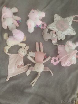 Hračky do postieľky - 2