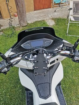 Honda pcx 125, rok 2024 - 2