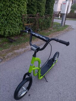 Detská kolobežka - 2